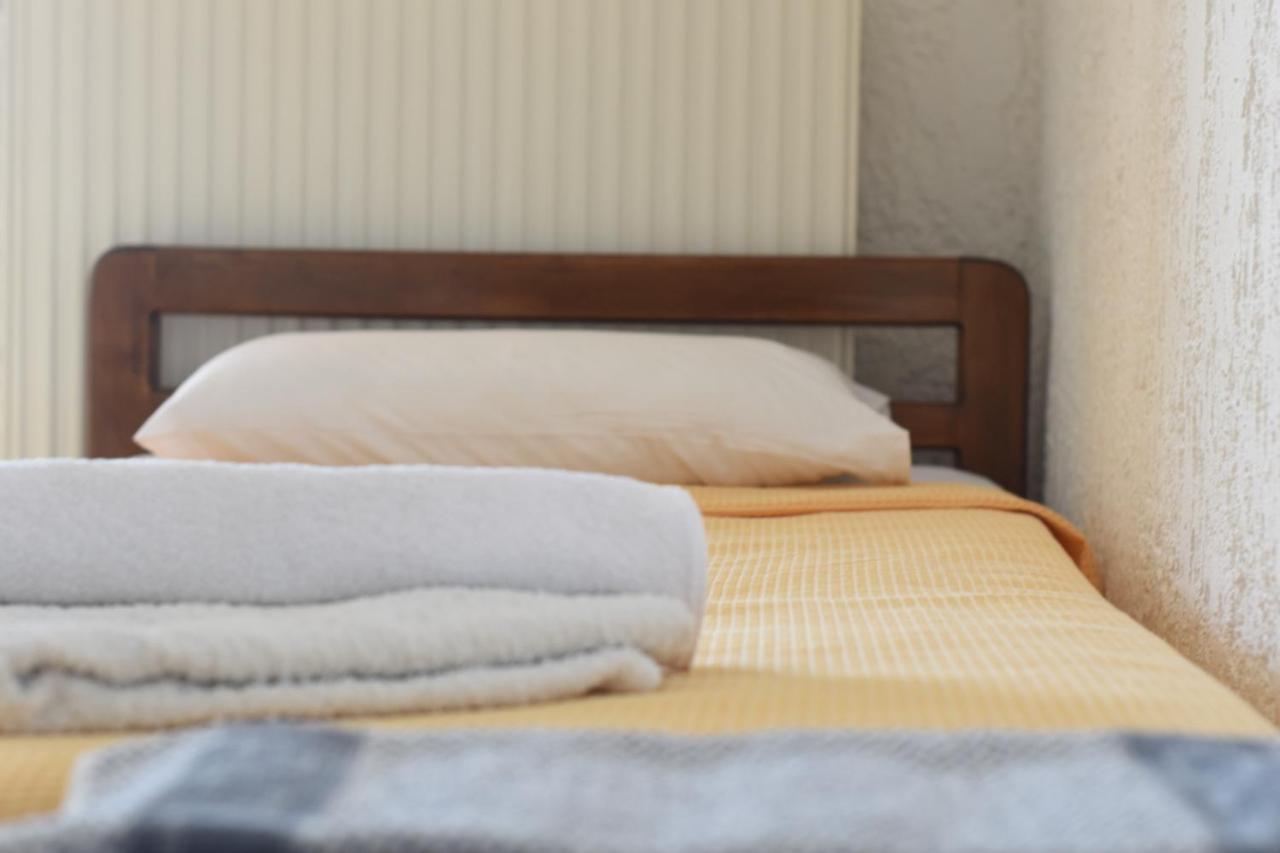 Lefkes Hotel Paralía Skotínis