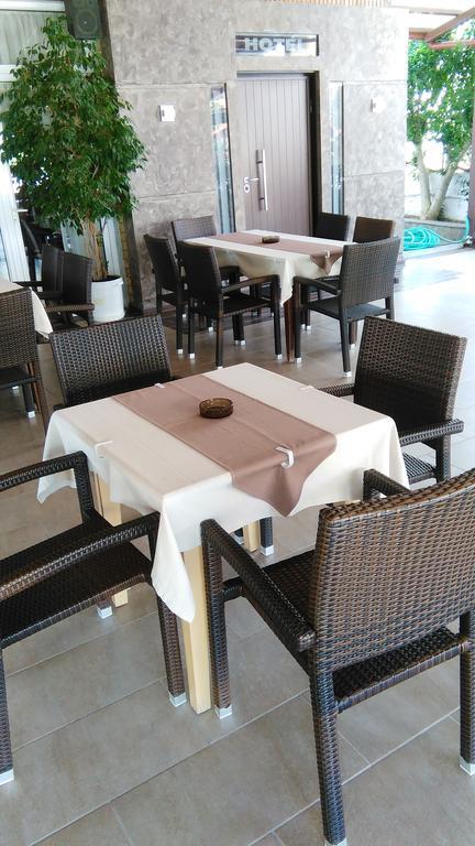 Lefkes 2*